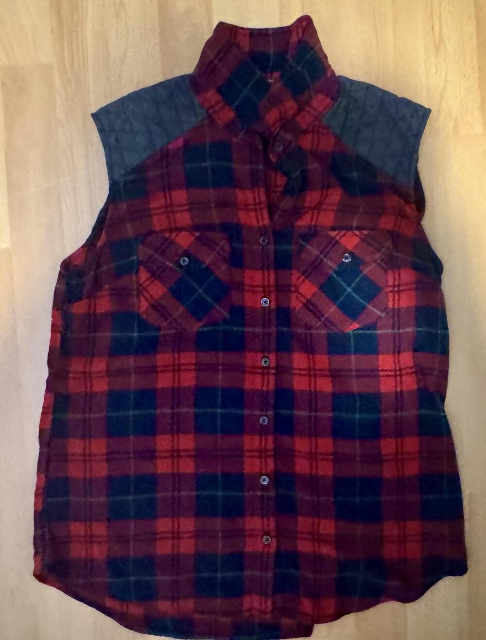 Forever 21 Shirt Womens Large Plaid Sleeveless Quilted Shoulder Flannel Top